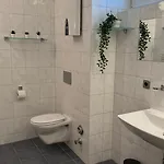 3 - Klimaanlage, Grosses Sofa, Cafe & Wlan, Selfcheckin, Parkplatz, Fuer 5 Gaeste Lägenhet