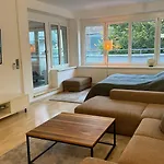 3 - Klimaanlage, Grosses Sofa, Cafe & Wlan, Selfcheckin, Parkplatz, Fuer 5 Gaeste Lägenhet *