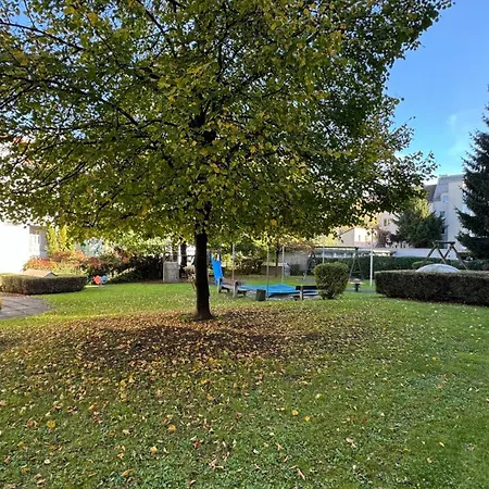 Lejlighed 3 - Klimaanlage, Grosses Sofa, Cafe & Wlan, Selfcheckin, Parkplatz, Fuer 5 Gaeste Linz